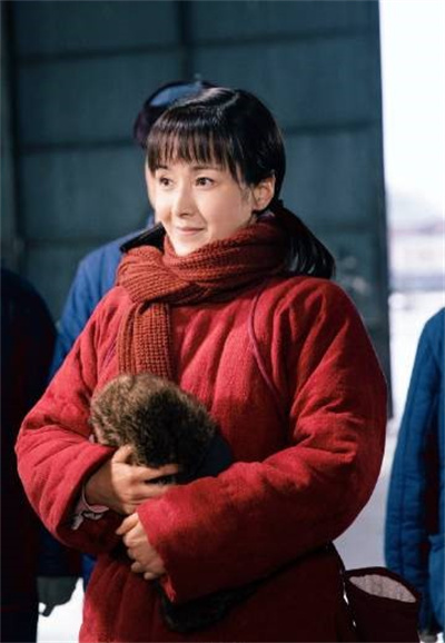 黄曼01.jpg