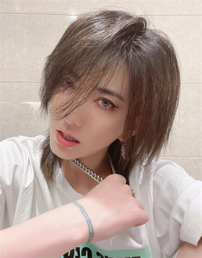 刘忻01.jpg
